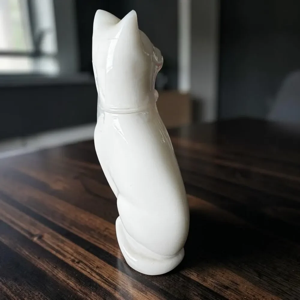 Vintage Avon Moonwind Cologne Cat Bottle 6 oz White Cat Figurine Blue Floral